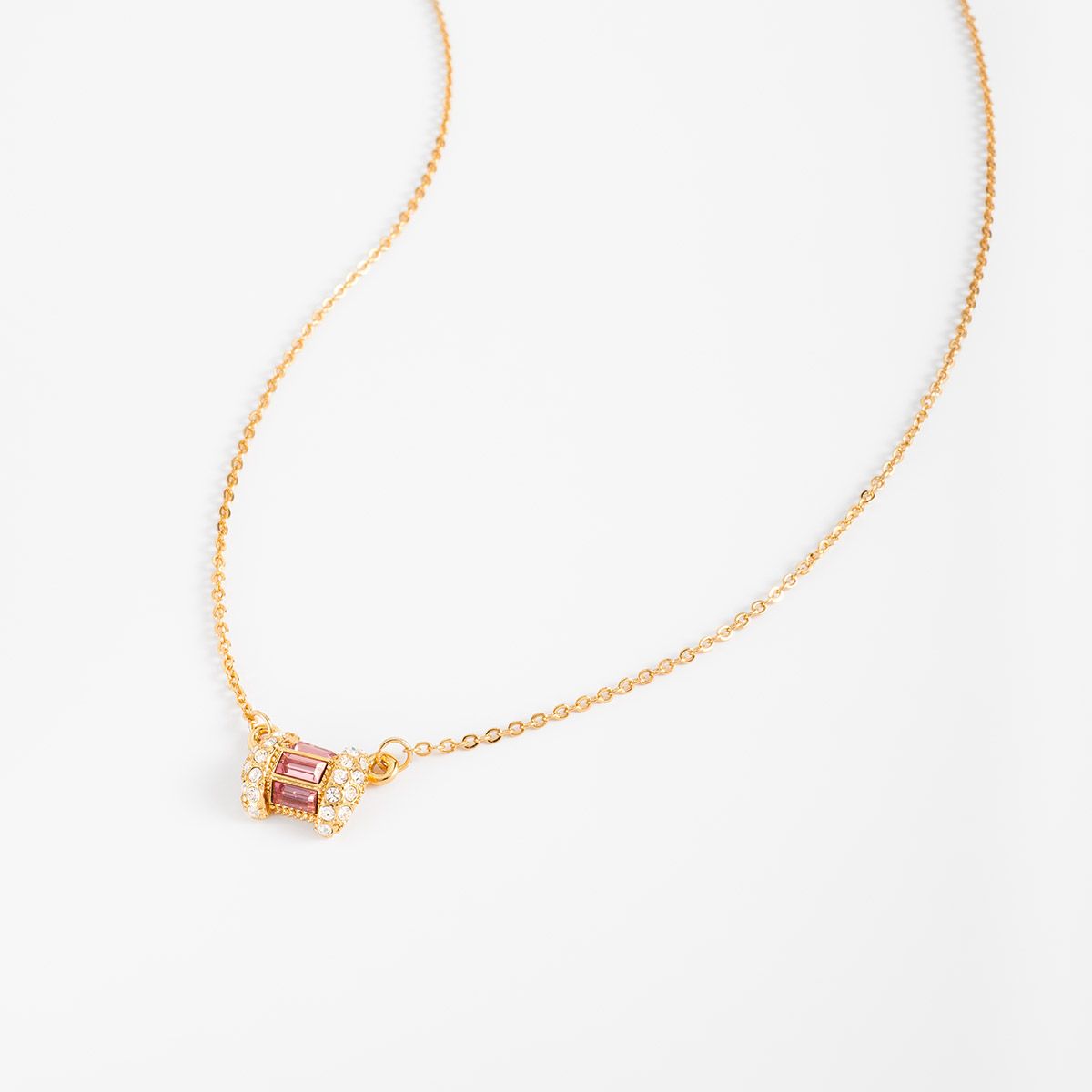 PINK CRYSTAL NECKLACE