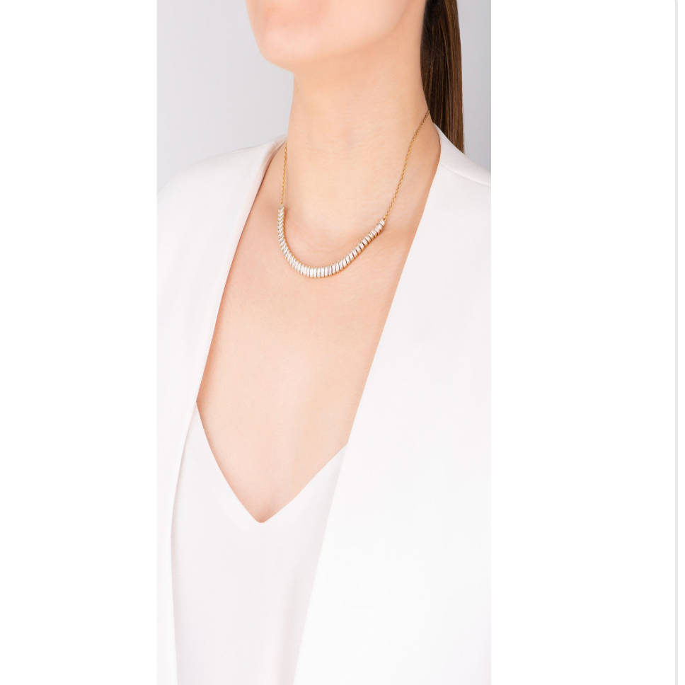 CRYSTAL NECKLACE