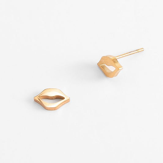 LIP DESIGN EARRINGS