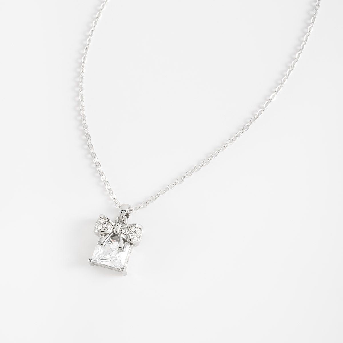 LUNA BOW NECKLACE